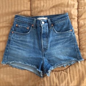 Levi’s Ribcage Short 27